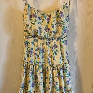 blu pepper Ruffle Tiered Floral Sz Juniors Small